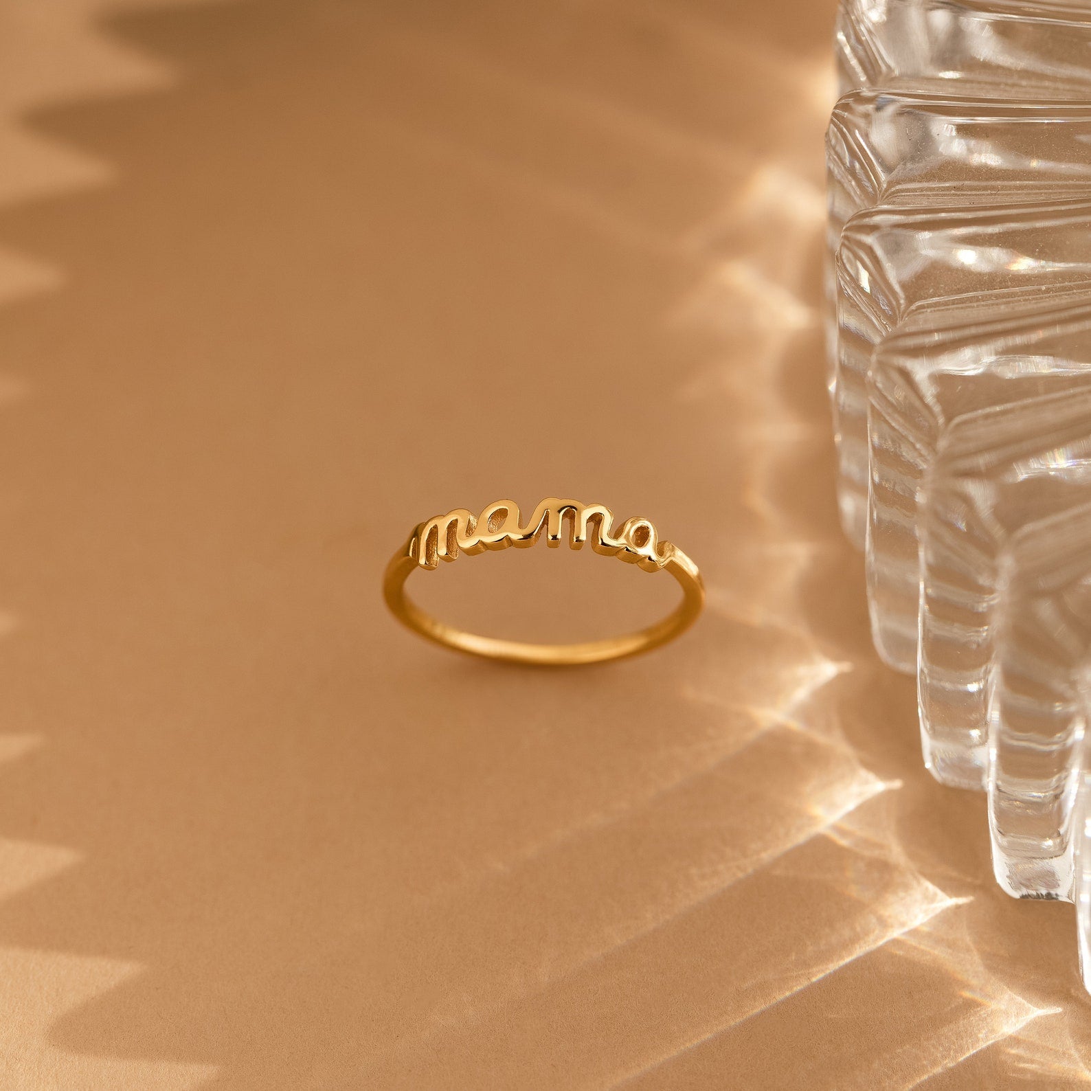 Dainty Mama Ring 18K Gold
